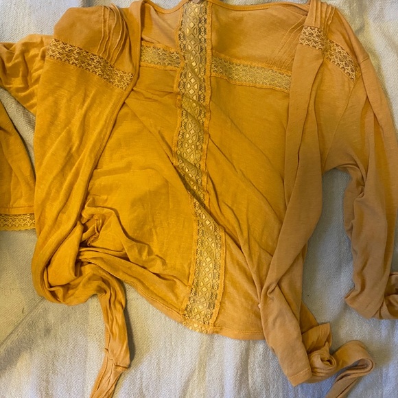 Wrap Top - Picture 2 of 4